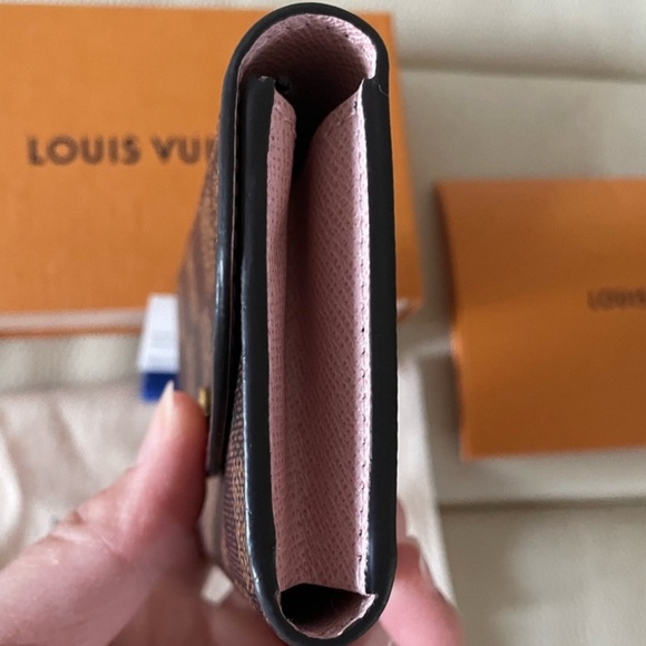 Louis Vuitton Rosalie Small wallet🌸🌸 - Picture 3 of 13